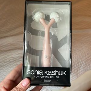 Brand Sonia kashuk new face contouring roller